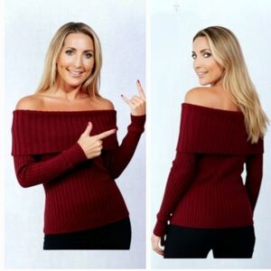 "Ellie Tahari"(S) Beautiful Wool Blend Off Shoulder Burgundy Ribbed Knit Sweater